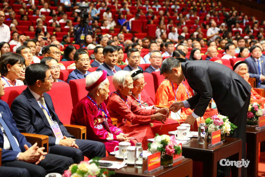 Tăng mức chuẩn trợ cấp ưu đãi người có công lên 3,012 triệu đồng