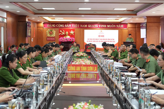Công an tỉnh Sơn La đối thoại với cán bộ, đoàn viên, hội viên