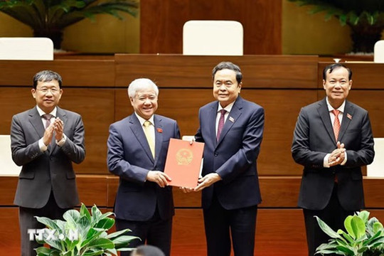 Thúc đẩy quan hệ đối ngoại giữa Quốc hội, nhân dân Việt Nam với Nghị viện, Nghị sĩ, nhân dân các nước