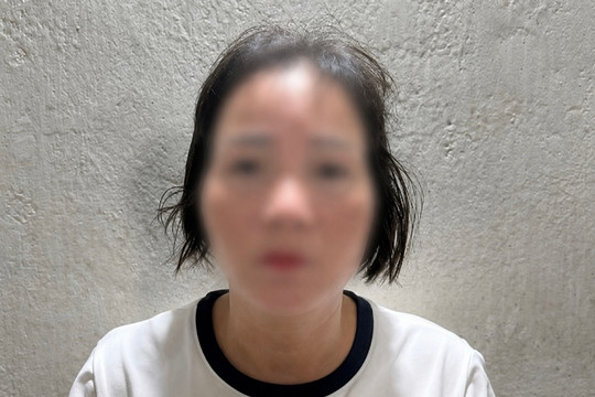 Quán cà phê ít khách, chủ quán nảy sinh ý định chứa mại dâm