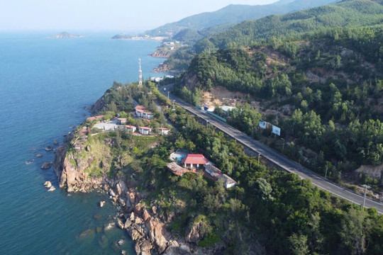 CSGT tuyên truyền pháp luật, phòng ngừa vi phạm trong hoạt động đường thủy