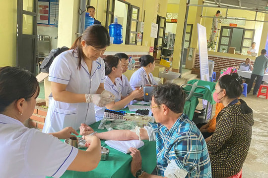Lai Châu đưa dịch vụ khám sức khỏe miễn phí đến gần người dân
