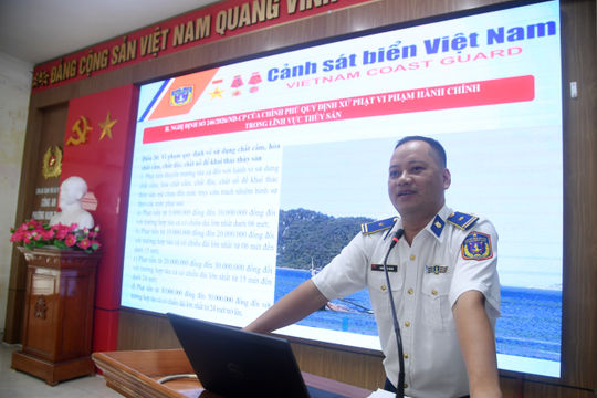 Nâng cao kiến thức pháp luật về thủy sản cho ngư dân