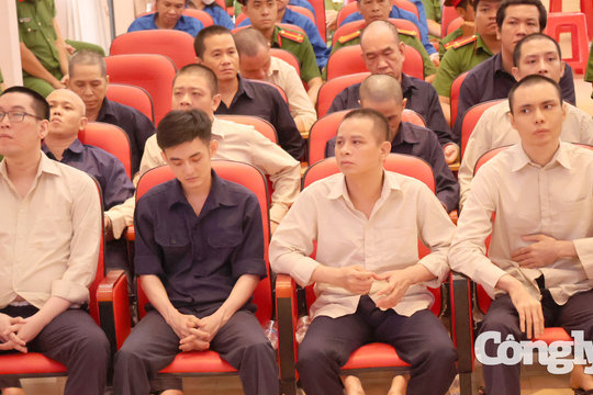 Xét xử chuyên án VN10: An Tây, Chi Dân và “cô tiên từ thiện” nói lời sau cùng trước khi tòa nghị án