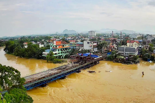 Thái Nguyên cảnh báo lũ sông Cầu có thể vượt báo động 2