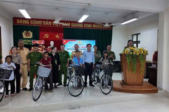 Gia Lai tăng cường tuyên truyền, xử lý vi phạm, hướng tới giao thông an toàn