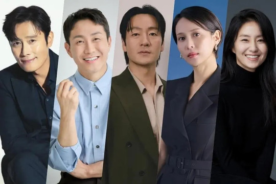 Lee Byung Hun tái hợp đạo diễn Hwang Dong Hyuk trong phim mới