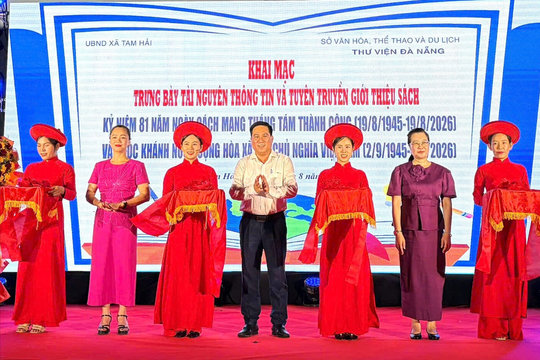 Đưa sách và tri thức đến gần người dân vùng ven biển