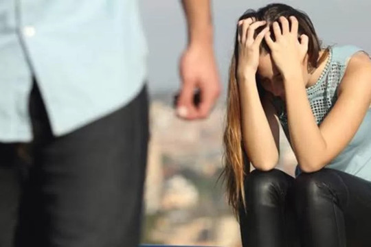 Dùng bí mật công ty làm "con bài", ép người tình cũ đưa 10 tỷ đồng