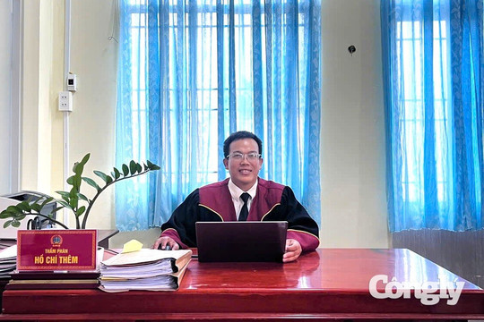 Nỗ lực rèn luyện, học tập để phụng sự công lý