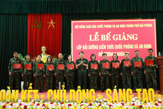 Hải Phòng nâng cao kiến thức quốc phòng, an ninh cho cán bộ