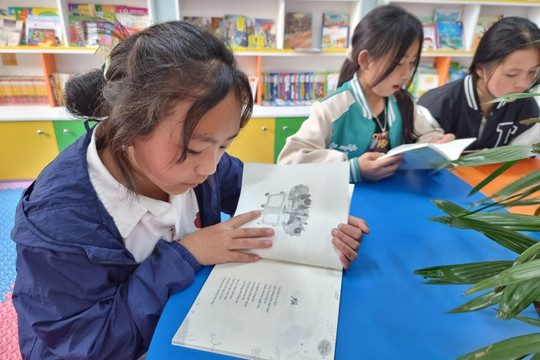 Nhà thơ Phạm Thanh Phương: Thời gian vẫn rót ưu phiền?