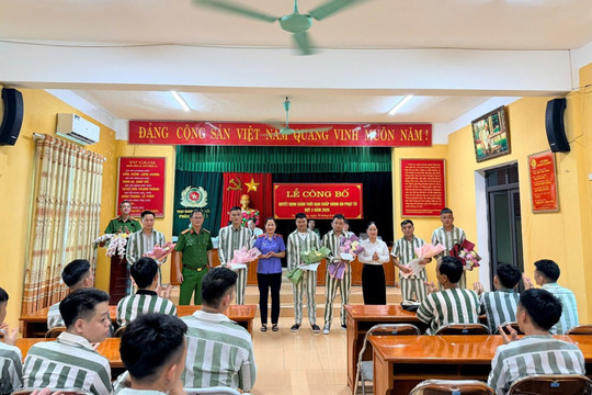 TAND tỉnh Tuyên Quang xét giảm thời hạn chấp hành án phạt tù cho phạm nhân đợt 2/9