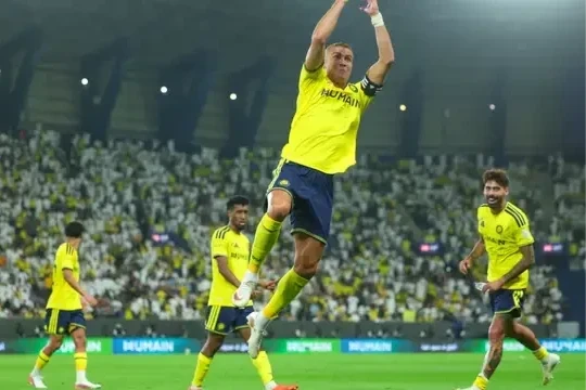Ronaldo chạm mốc 978 bàn, cột mốc 1.000 đang ở rất gần
