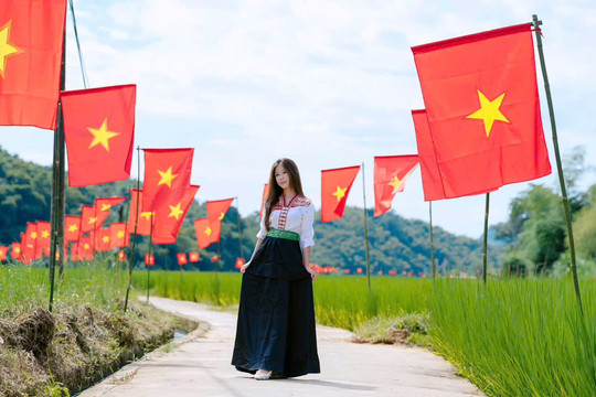 Người dân vùng cao Thanh Hóa rộn ràng chào mừng Quốc khánh