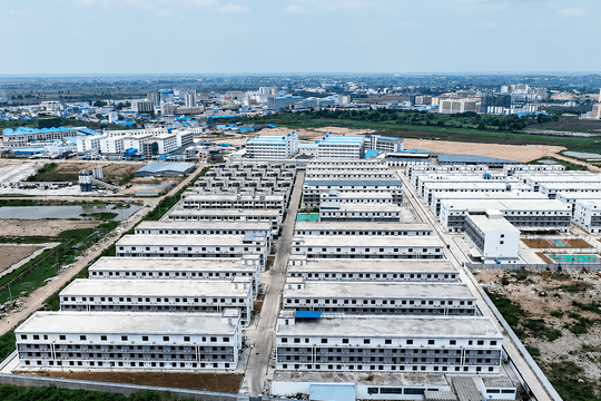 Campuchia đóng cửa hơn 700 trung tâm lừa đảo trực tuyến, bắt 30.000 nghi phạm