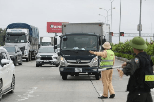 Tai nạn giao thông ngày 2 kỳ nghỉ 2/9 tăng so với ngày trước đó