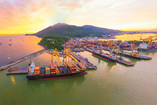 Việt Nam đặt mục tiêu hình thành 5-6 trung tâm kinh tế biển mạnh vào năm 2030