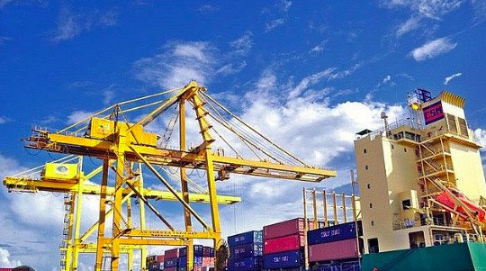 Xuất nhập khẩu 8 tháng lập kỷ lục vượt 770 tỷ USD