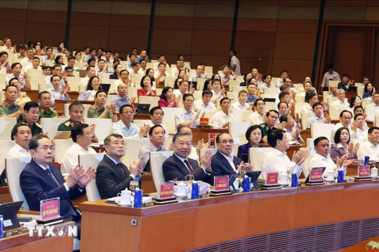 Hội nghị toàn quốc nghiên cứu, học tập, quán triệt và triển khai thực hiện một số Nghị quyết, Chỉ thị của Bộ Chính trị