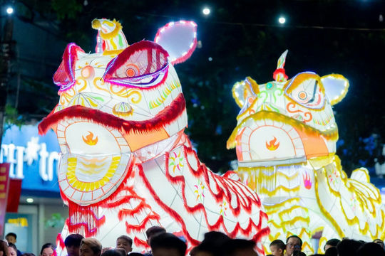 105 mô hình đèn Trung thu sẵn sàng cho Đêm hội Thành Tuyên 2026