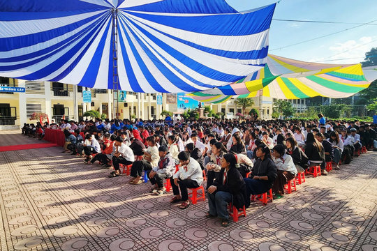 Điện Biên báo cáo Thủ tướng vụ Hiệu trưởng kêu gọi hỗ trợ bữa ăn cho học sinh
