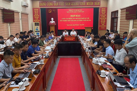 Vụ điểm thi ở Tuyên Quang: Khởi tố một phó hiệu trưởng và 3 bị can