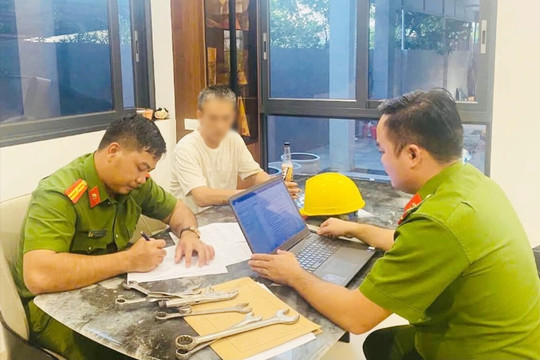 Đối tượng táo tợn thuê xe cẩu trộm máy biến áp