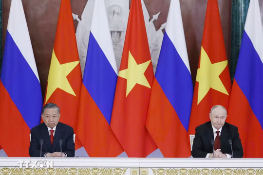 Tổng Bí thư, Chủ tịch nước Tô Lâm và Tổng thống Nga Putin phát biểu với báo chí
