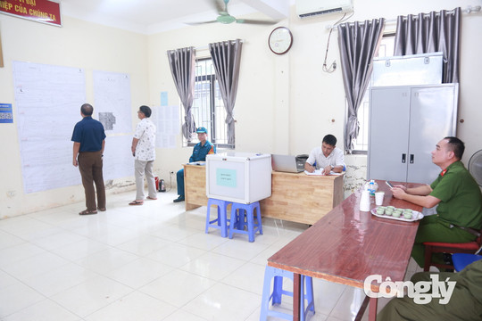 Người dân góp ý điều chỉnh quy hoạch phân khu đô thị sông Hồng