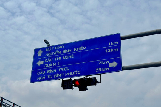 TP.HCM vận hành hơn 1.900 “mắt thần” giám sát giao thông