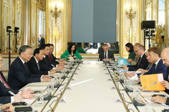 Tổng Bí thư, Chủ tịch nước Tô Lâm hội đàm với Tổng thống Emmanuel Macron