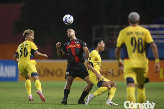 Kết quả vòng 2 V.League 2026/27: Ninh Bình lên đỉnh, Hà Nội chạm đáy
