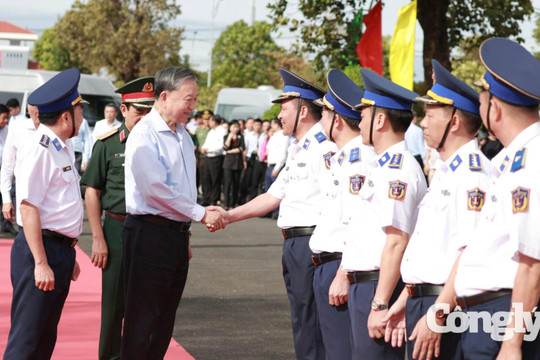 28 năm vững vàng nơi đầu sóng, giữ bình yên biển đảo Tây Nam