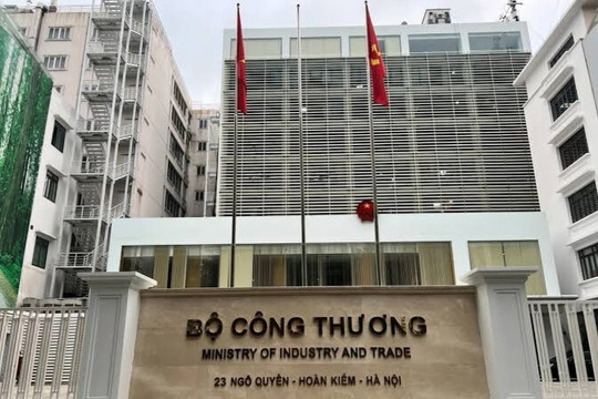 Bộ Công thương đề nghị các địa phương phối hợp quản lý khu công nghiệp, khoáng sản