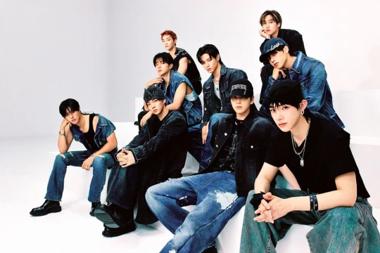 9 thành viên THE BOYZ cùng ký hợp đồng với công ty mới, tiếp tục hoạt động nhóm