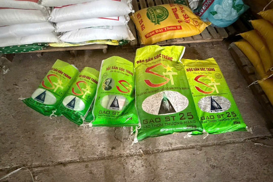 Khởi tố vụ hơn 7,7 tấn gạo mang nhãn hiệu ST25 không rõ nguồn gốc