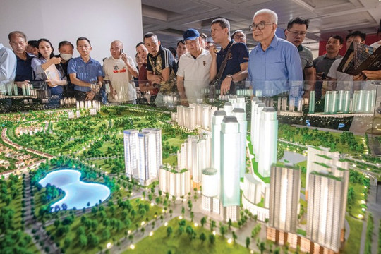 Doanh nghiệp bất động sản tăng tốc "ra quân"