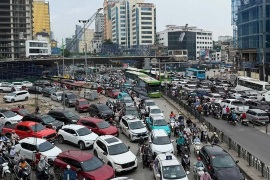 Thay đổi lớn tại nút giao Láng Hạ - Giảng Võ: Cho phép lưu thông vào làn BRT từ 15/9