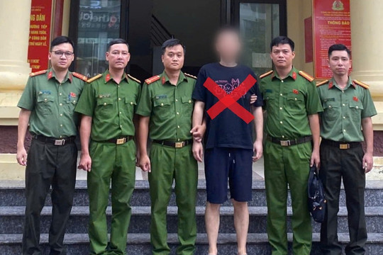 Bắt giữ đối tượng truy nã quốc tế về hành vi buôn lậu