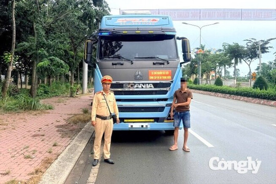 CSGT TP.HCM siết vi phạm trong kinh doanh vận tải