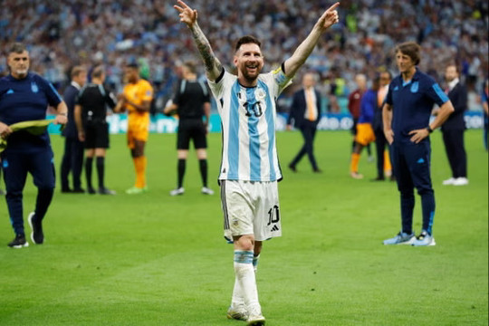 Messi trở lại đội tuyển, chuẩn bị cho trận đấu cuối cùng cùng tuyển Argentina