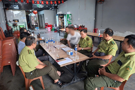 Quán nhậu ở Huế bị phạt vì quảng cáo bán chim trời