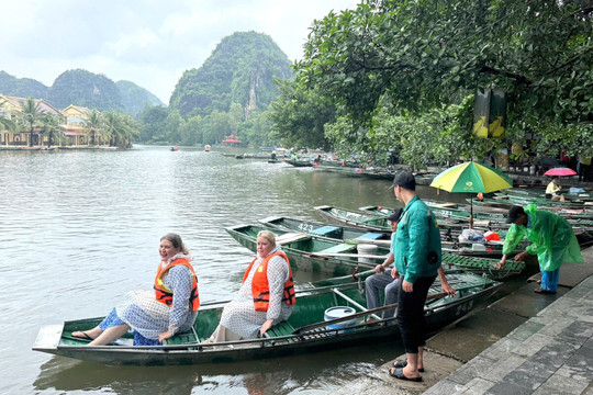 Ninh Bình chủ động điều chỉnh hoạt động du lịch ứng phó mưa lũ