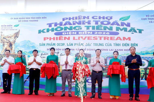 Điện Biên đưa thanh toán không tiền mặt vào phiên chợ OCOP