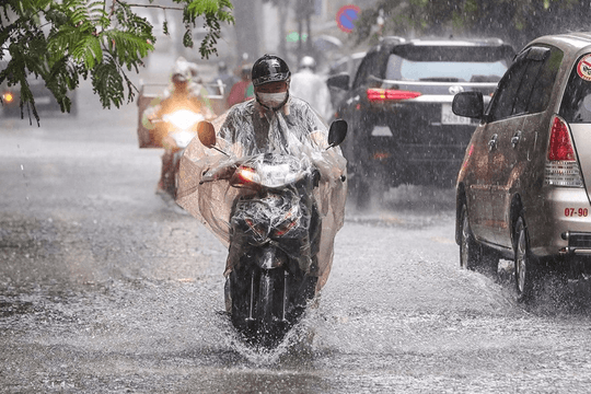 Thời tiết ngày 19/9: Miền Trung mưa lớn, phía Nam có nơi mưa rất to