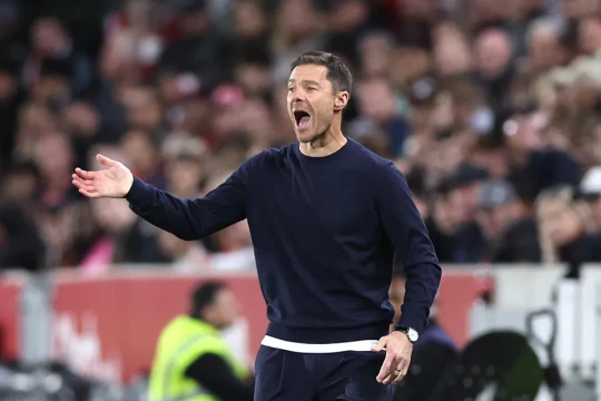 Brentford 3-0 Chelsea: Thất bại thê thảm, Xabi Alonso còn nhiều việc phải làm với Chelsea