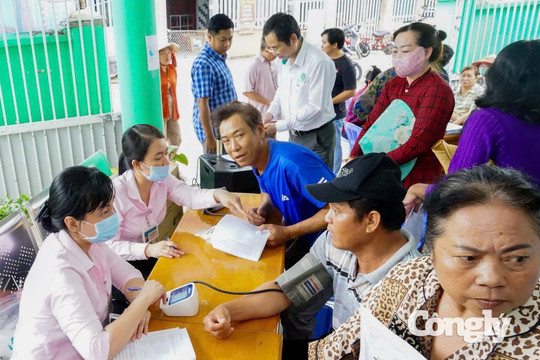 Xã đầu tiên của TP.HCM hoàn thành khám sức khỏe người dân