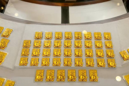 Giá vàng trưa 19/9: Vàng miếng SJC neo ở mức 147,6 triệu đồng/lượng