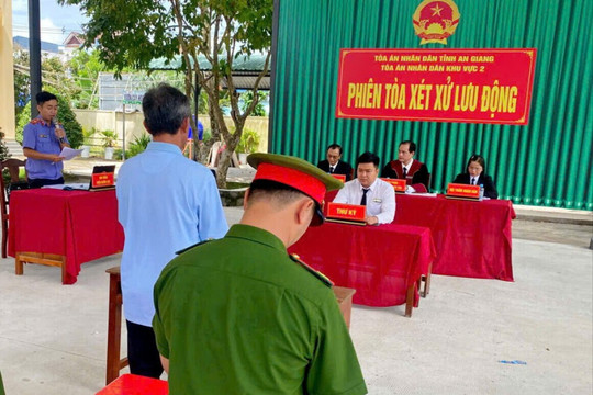 Tự ý ngắt thiết bị giám sát hành trình trên tàu cá